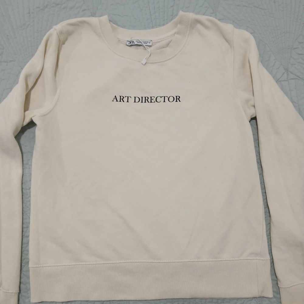 Ara Cream Sweatshirt